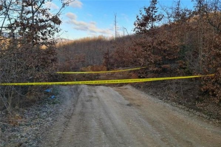 KFOR-i sqaron hapjen e rrugëve në veri të cilat i mbylli Policia e Kosovës