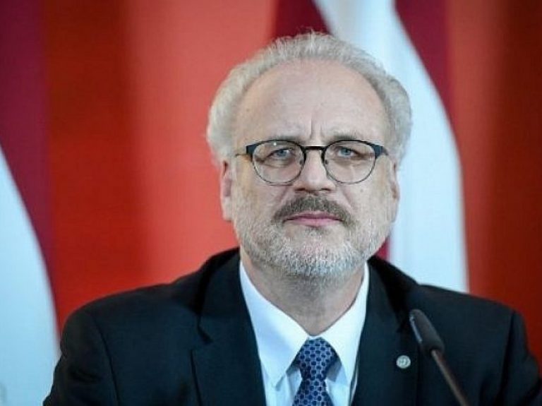 Nesër në Kosovë vjen presidenti i Letonisë