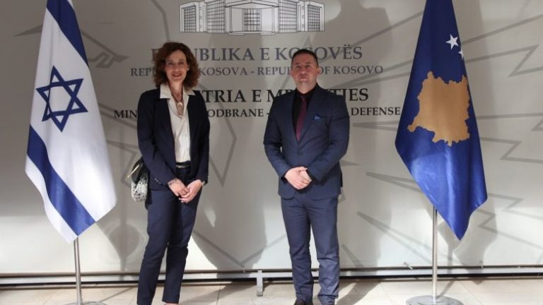 Mehaj takon ambasadoren e Izraelit, flasin për bashkëpunim në fushën e sigurisë