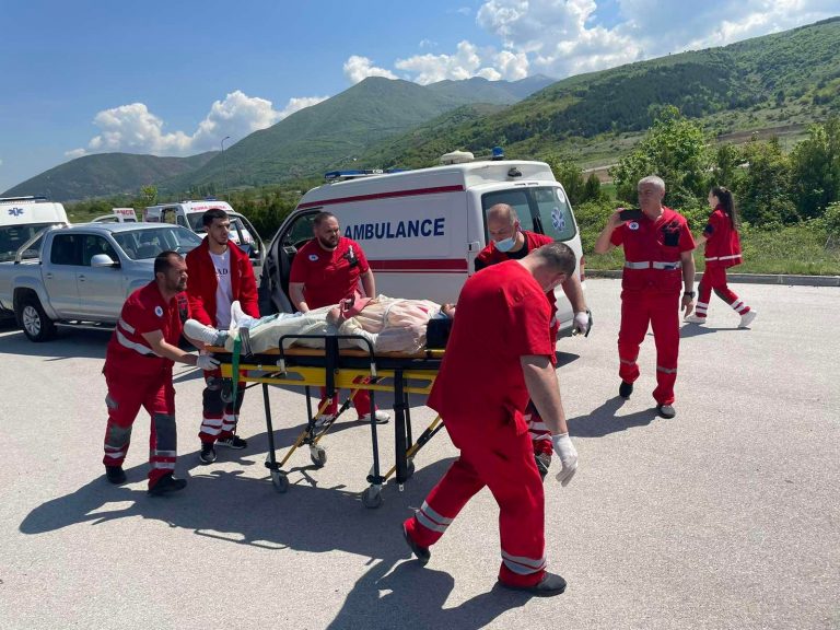 Stafi i urgjencës në Prizren ushtron për urgjenca paraspitalore