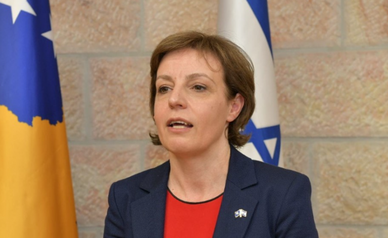 Gërvalla kërkon nga BE-ja të këmbëngulë për vendimet që merren në praninë e tyre