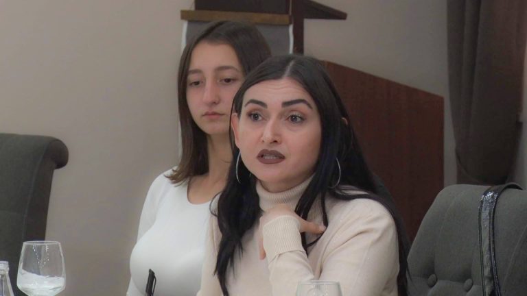 Shëndeti mendor në vendin e punës, mundësitë e ndërhyrjes dhe të vetë menaxhimit