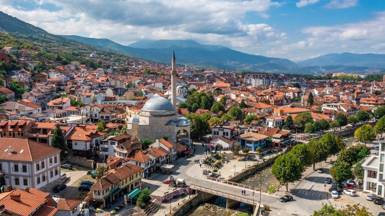 Sot besimtarët myslimanë kremtojnë Fitër Bajramit – Si të përgaditemi për këtë festë