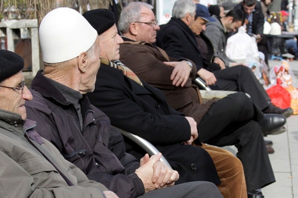 A po cenohet dinjiteti i pensionistëve përmes procedurës për verifikim?