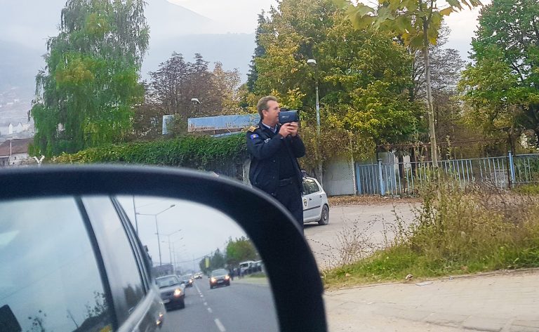 Mbi 2 mijë gjoba trafiku në 24 orët e fundit në Kosovë