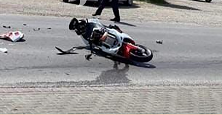 Lëndohet rëndë ngasësi i motoçikletës në Prizren, u përplas me dy vetura