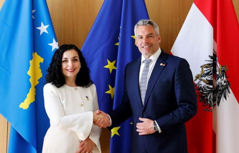 Osmani takohet me Kancelarin e Austrisë, merr mbështetje për liberalizimin e vizave