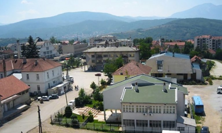 Komuna e Dragashit kundërshton pretendimet e opozitës rreth ngrohjes së shkollave