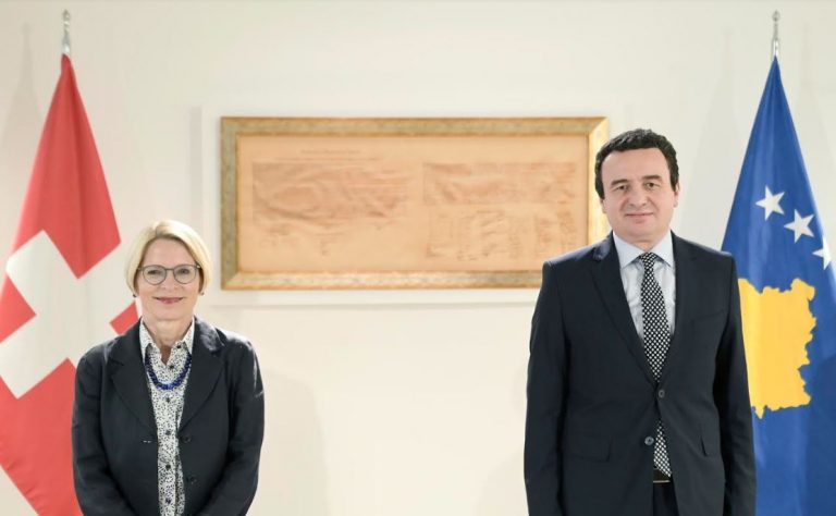 Zvicra thotë se raporti Kosovë – Serbi është çelësi i Ballkanit