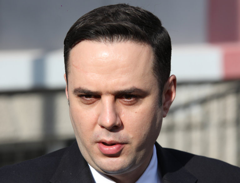 Abdixhiku: Kurti duhet të jetë i guximshëm dhe të kërkojë marrëveshjen finale me Serbinë