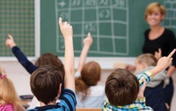 Mungesa e psikologëve në shkollë po shihet si problematike