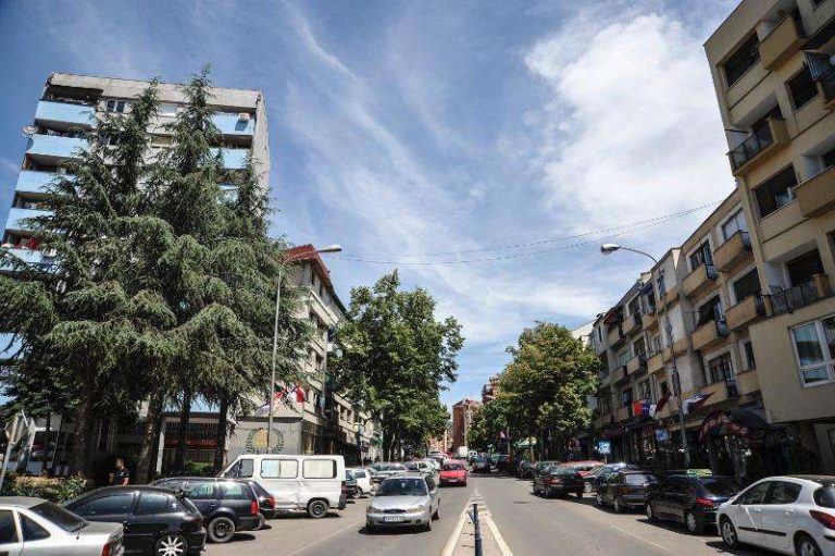 Si e shohin shqiptarët e veriut marrëveshjen për rrymën?