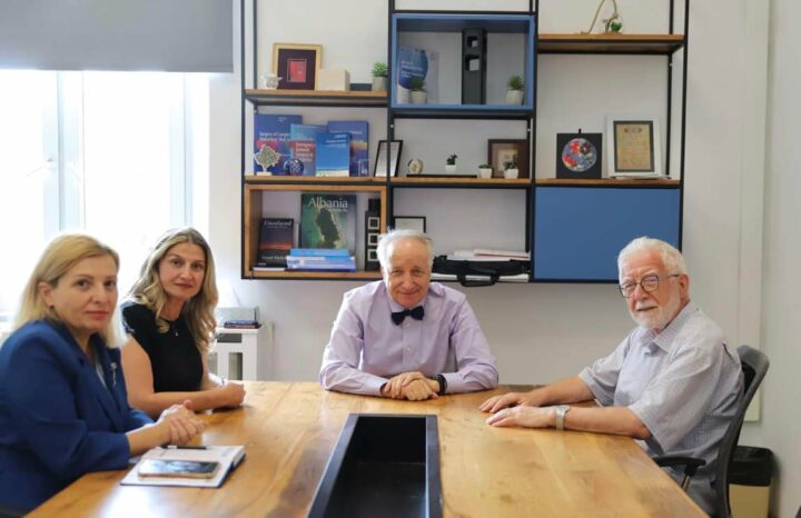 Në shtator do të vijnë në Kosovë mjekët nga ShBA dhe Italia për t’i operuar fëmijët me anomali në zemër