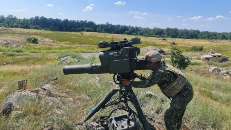 Ushtarët shqiptarë stërviten me mortaja në tokën amerikane