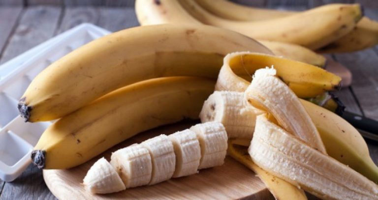 Një grup njerëzish nuk duhet të hanë kurrë banane