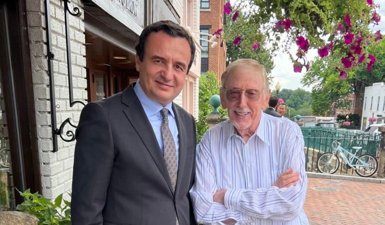 Kryeministri Kurti takohet me William Waker në Washington DC