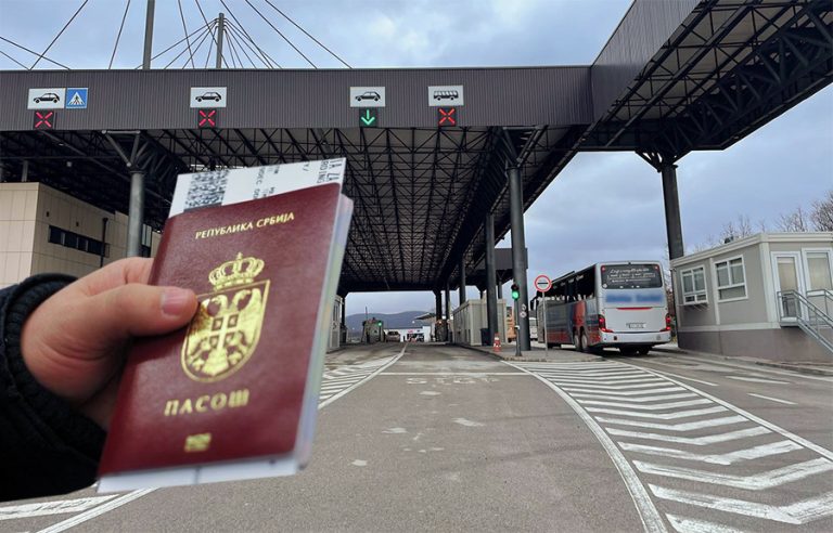 Nga muaji gushti, dokumentet serbe për identifikim do të zëvendësohen gjatë hyrje-daljeve në Kosovë