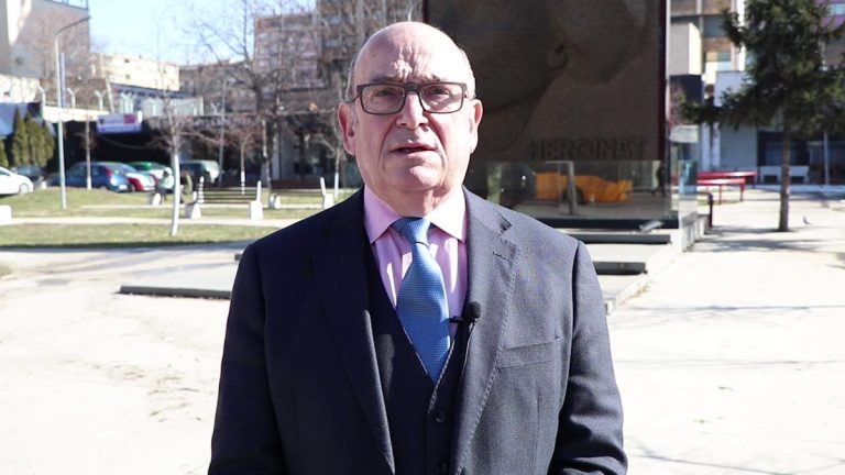 Peach: Serbia ka lidhje me Rusinë, por po ashtu ka lidhje të ngushta me Perëndimin