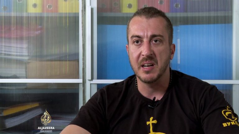 Ish-luftëtari serb dëshmon në gjyqin për masakrat e luftës në Kosovë