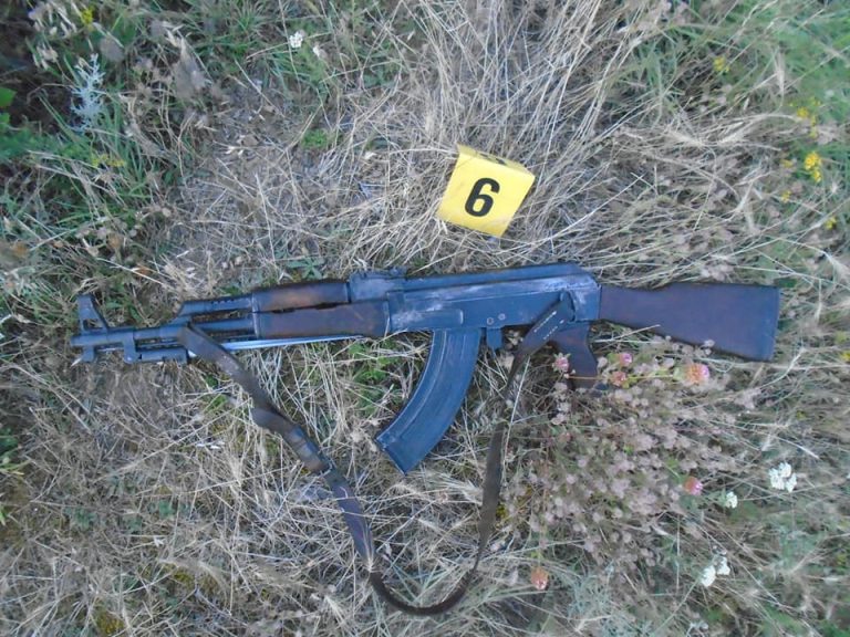 Plagosen dy persona në një përleshje me armë në Prizren