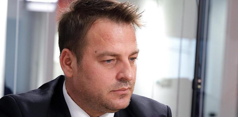 LVV nuk ndryshon qëndrim për Trustin, Muja: Tërheqja e mjeteve krijon një precedent të rrezikshëm