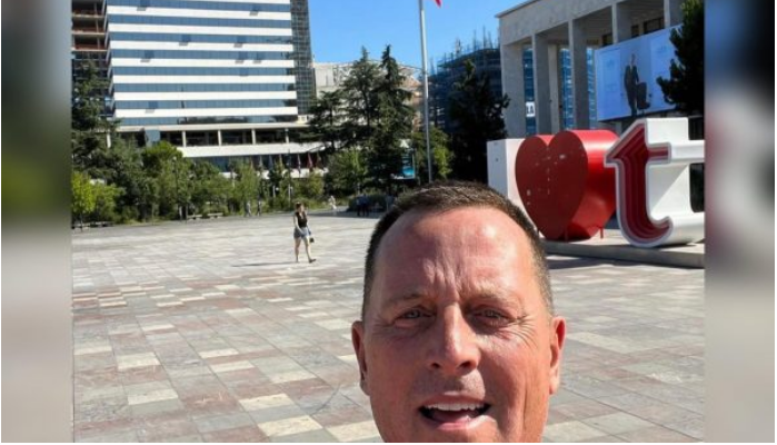 Richard Grenell e fillon mëngjesin me një vrapim nëpër Tiranë