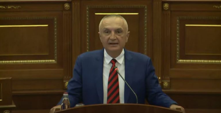 Meta para deputetëve: Rrënjët Shqipëri-Kosovë janë të lidhura nga Skenderbeu tek Adem Jashari