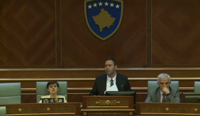 Konjufca, deputetëve: S’ka pushime para 10 gushtit