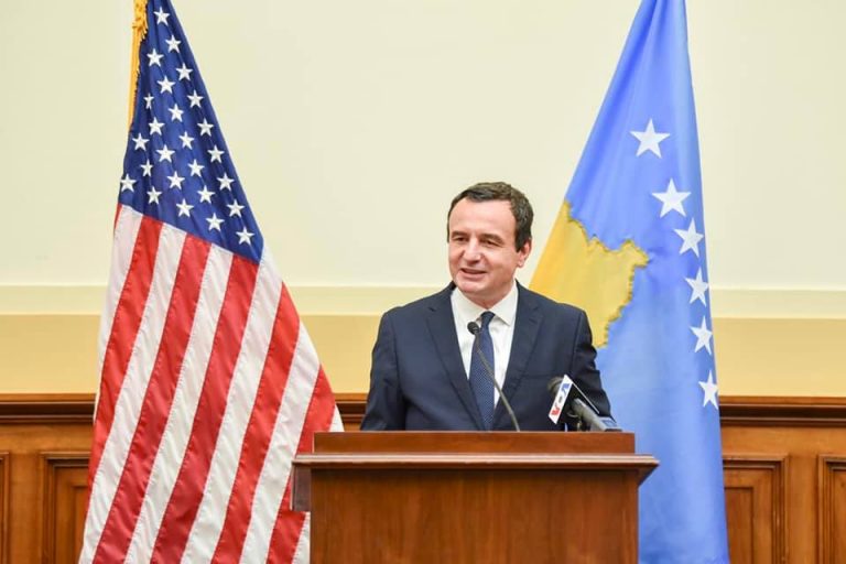 Kurti nga Amerika: Nga çlirimi te zhvillimi, nga Albright te Albright