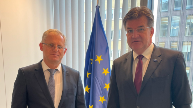 Lajçak e Bislimi diskutojnë për të ardhmen e dialogut