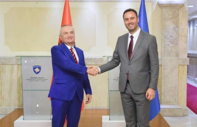 Meta: Shqipëria duhet të marrë shembull nga demokracia në Kosovë