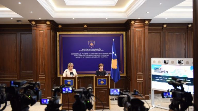 Ministria e Punëve të Jashtme dhe Diasporës shpalos dy programe për mërgatën