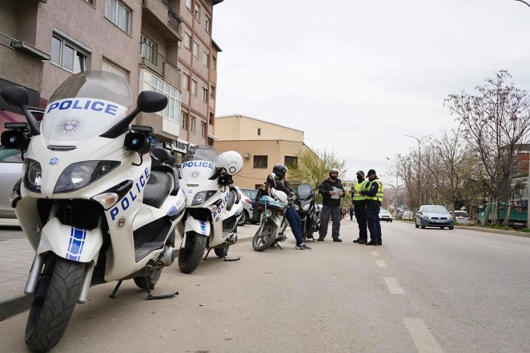 Sekuestrohen motoçikleta pa regjistrim në Prizren