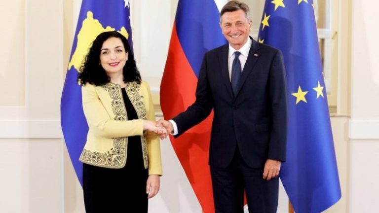 Pahor pasdite vjen në Kosovë me disa mesazhe të rëndësishme për dialogun me Serbinë