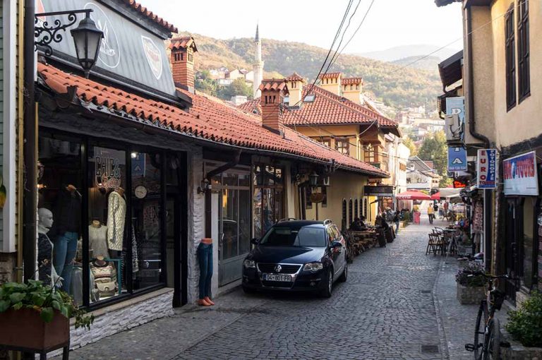 Rruga e Farkëtarëve në Prizren për shkak të disa punimeve do të mbyllet nga 29 gushti deri më 2 shtator