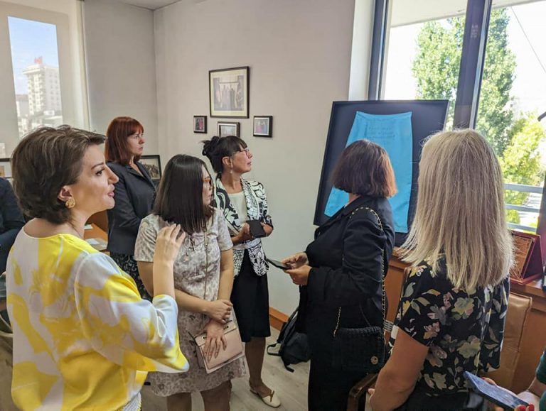 Jahjaga takon gazetaret ukrainase të strehuara në Kosovë