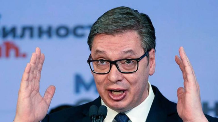 Vuçiqi e ndalon Paradën e Krenarisë në Beograd: Duhet të merremi me Kosovën