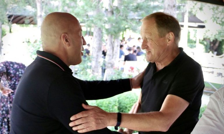 Haradinaj takon ish-komandantin e KFOR-it: Biseduam për zhvillimet politike, ekonomike e të sigurisë