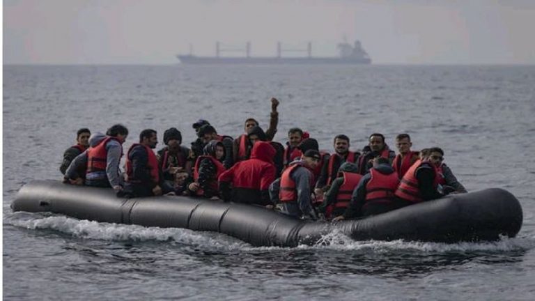 The Guardian: Rritja e azilkërkuesve shqiptarë mund të jetë për shkak të bandave kriminale