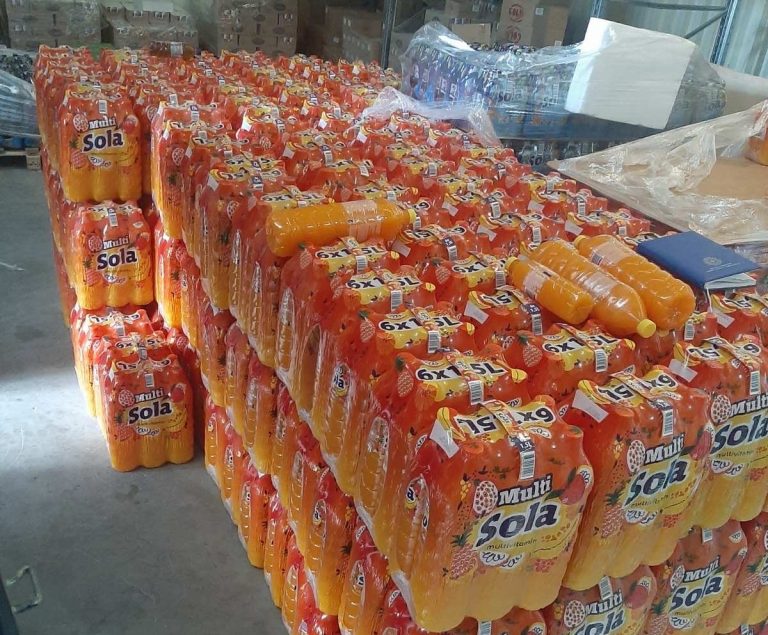 Parandalohet kontrabandimi i mbi 3.5 tonë pijeve joalkoolike nga Serbia