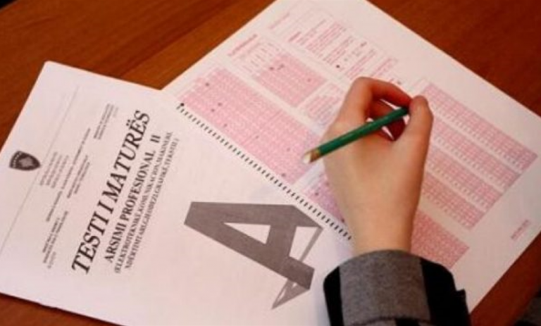 Publikohen rezultatet e Provimit të Maturës, kalueshmëria 73.3 përqind