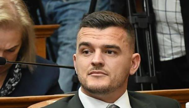 Reagon Florent Ukaj pas lirimit: Nuk jam përleshur me askënd, ndërhyra për të ulur tensionet mes tifozëve