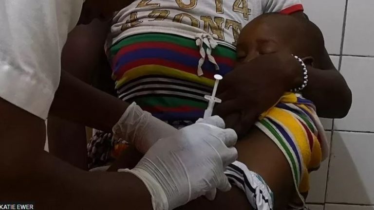 Zhvillohet vaksina që mund t’i japë fund malaries një herë e mirë