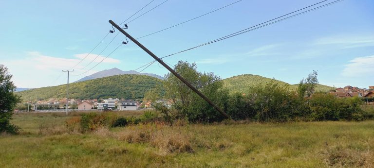 Kërkohet intervenim urgjent për rregullimin e shtyllës së dëmtuar në Vlashnje