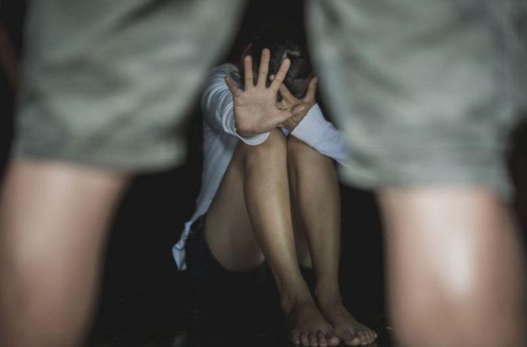 Gjykata merr vendim për gjashtë të rinjtë që dyshohet se janë të përfshirë në trafikimin e 11-vjeçares në Prishtinë