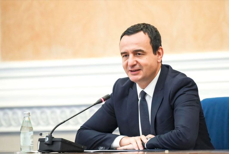 Kurti ua prezanton të arriturat e Kosovës studentëve nga Universiteti i Vjenës dhe ai i Venedikut