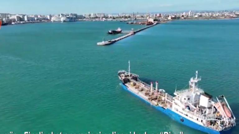 Kapen mbi 2,200 tonë naftë në Portin e Durrësit, arrestohen 3 shqiptarë, 3 libianë dhe 1 sirian