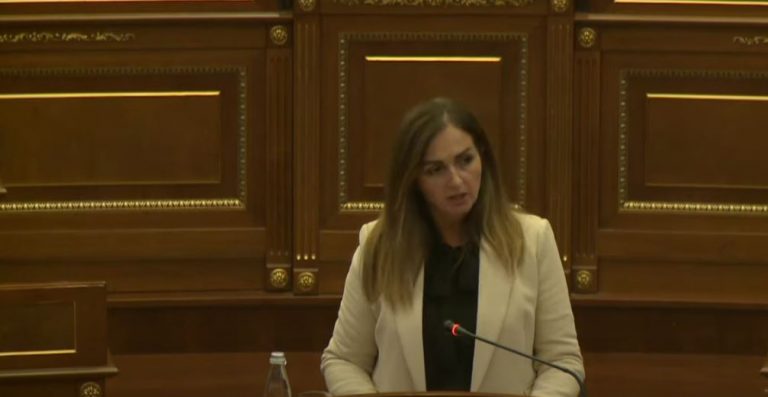 Nagavci: Mësimdhënësit trajtohen dinjitetshëm me Ligjin e Pagave, SBAShK-u s’e ka bërë asnjë koment