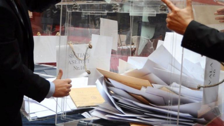 AKP vazhdon me valën e 59 të privatizimit të ndërmarrjeve