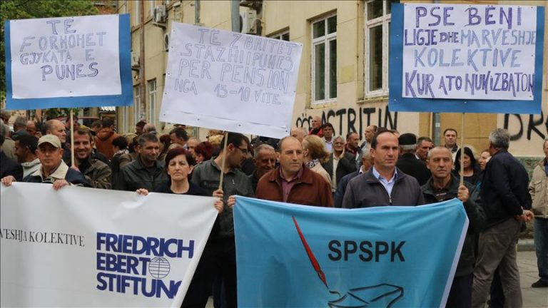 Sindikalistët e sektorit privat i japin ultimatum Kurtit: Të presim deri javën e ardhshme!